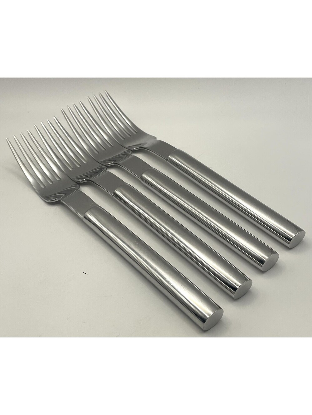 (4) Boda Nova OVAL STEEL 18-8 Stainless Korea Dinner Fork Lot ~ 7 5/8”